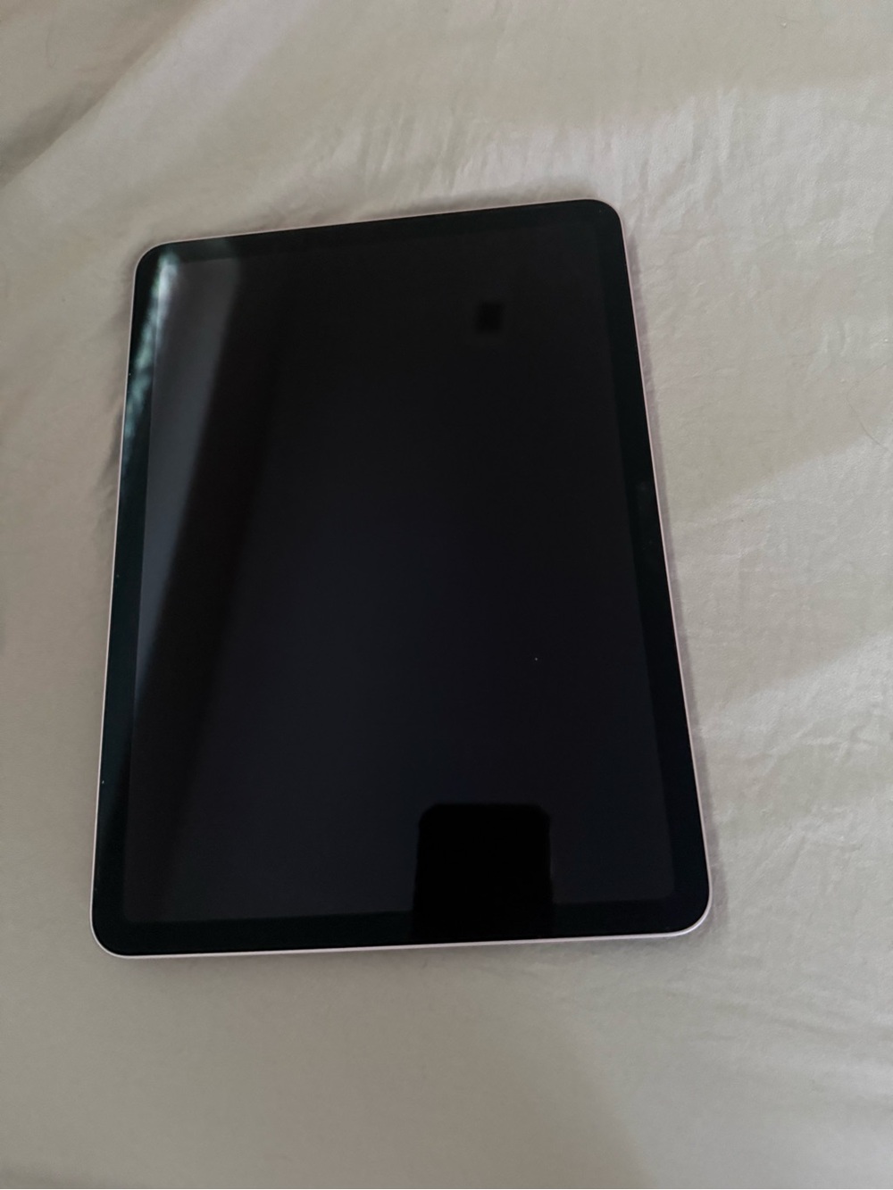iPad Air 11-inch (M2)
2024 iPad Air (6th generation)